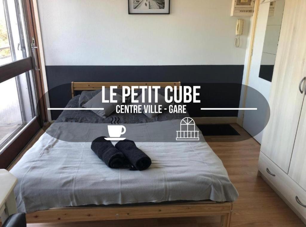 Le Petit Cube - Residence Standing - Centre Ville - Gare 特鲁瓦 外观 照片